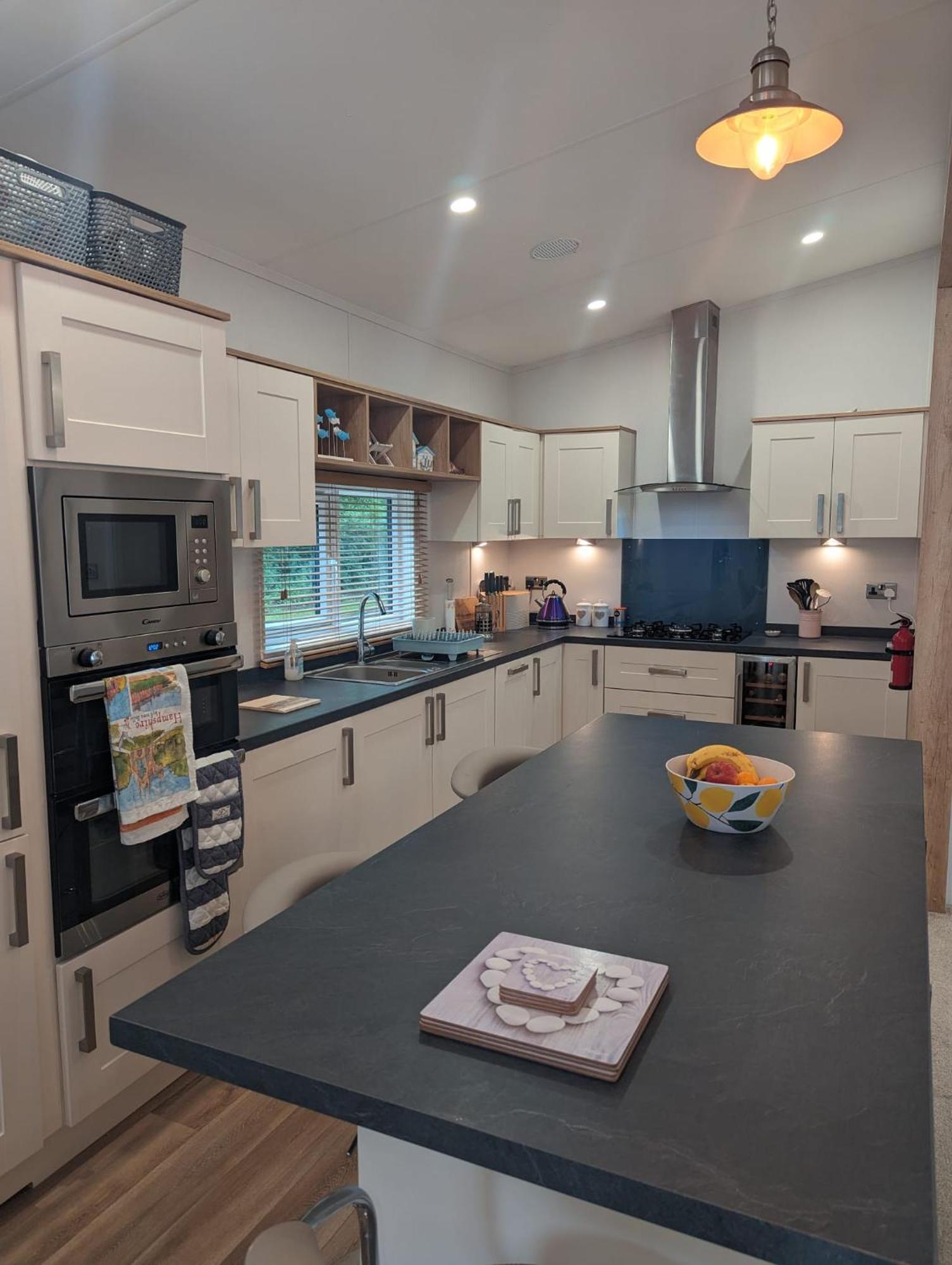 Luxury Stunning Sensation Lodge On 5 Star Shorefield Country Park New Forest Entertainment And Leisure Passes Included Milford on Sea Exterior foto